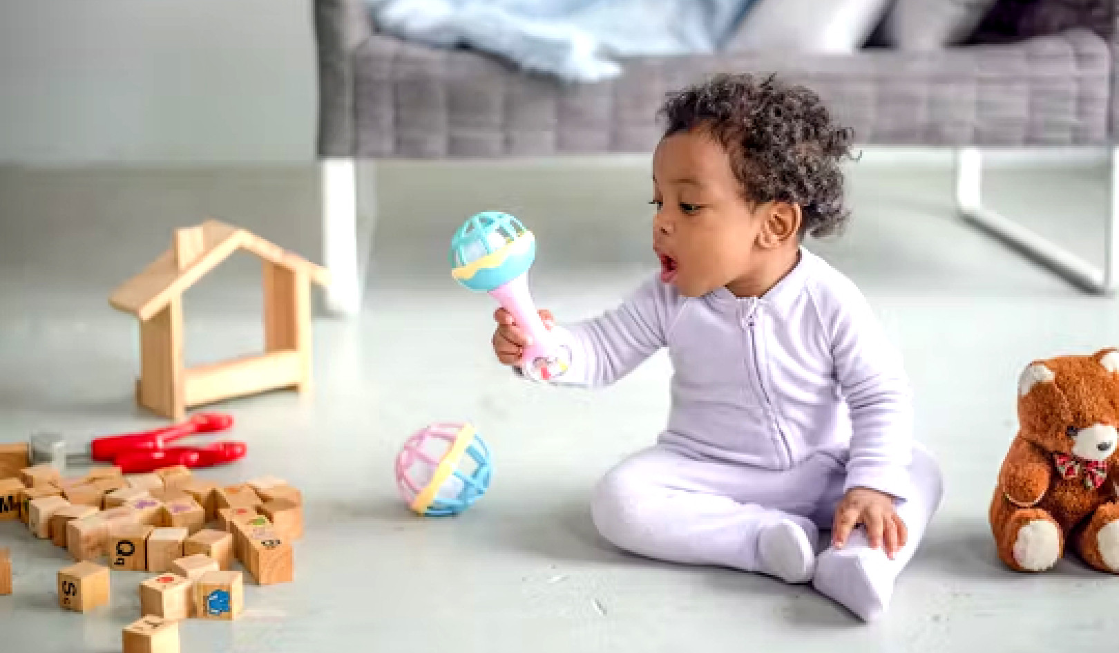 Choosing the Right Baby Toy: Science-Backed Tips for Fun and Development